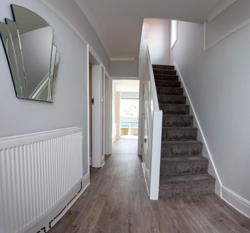 Quiet Residence Close To M6 Preston Samlesbury Exterior photo